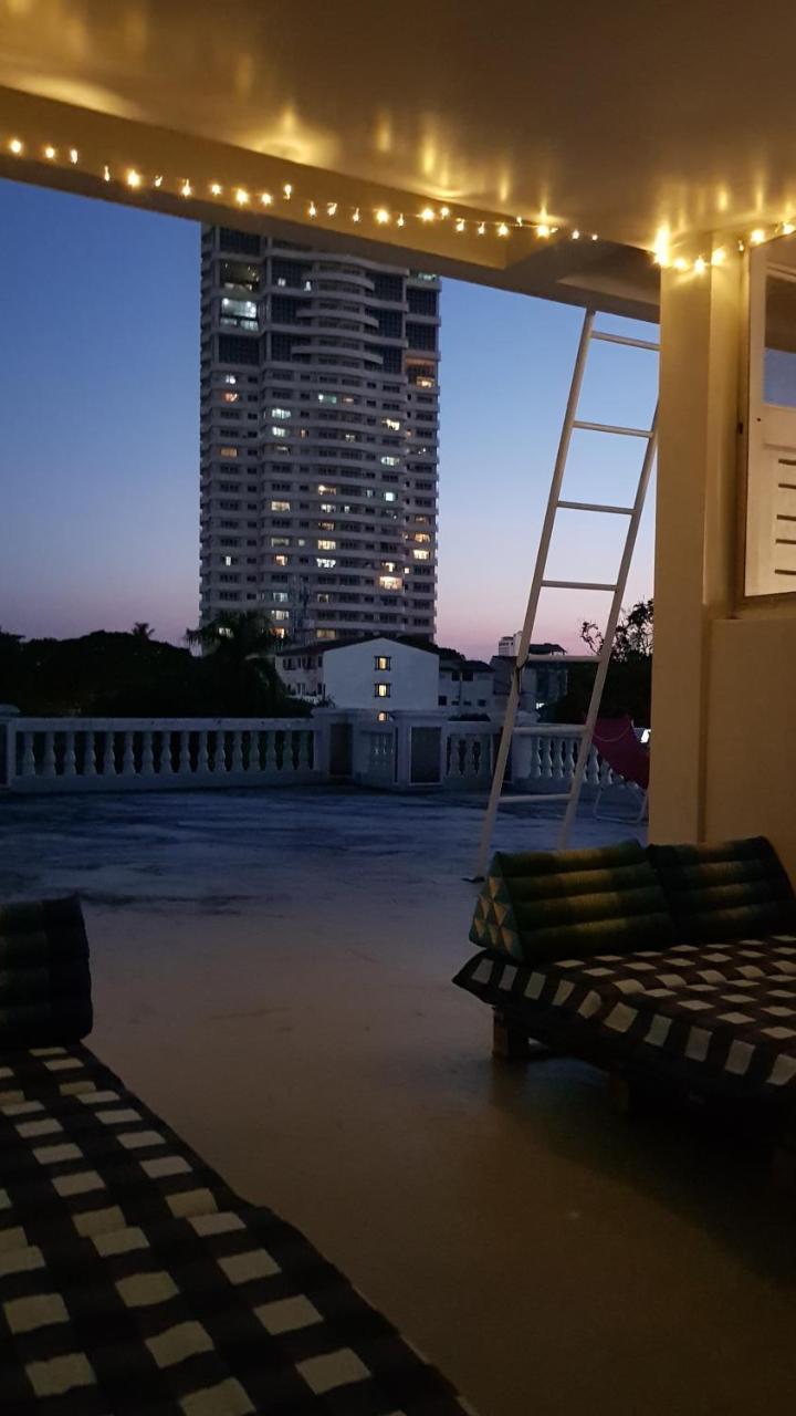 Doubletree House Hotel Chiang Mai Luaran gambar